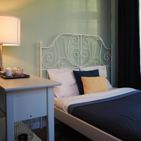 Апартаменты Wawelove Kossak Apt 1 Min To Royal Wawel Castle! Free Parking Краков Экстерьер фото