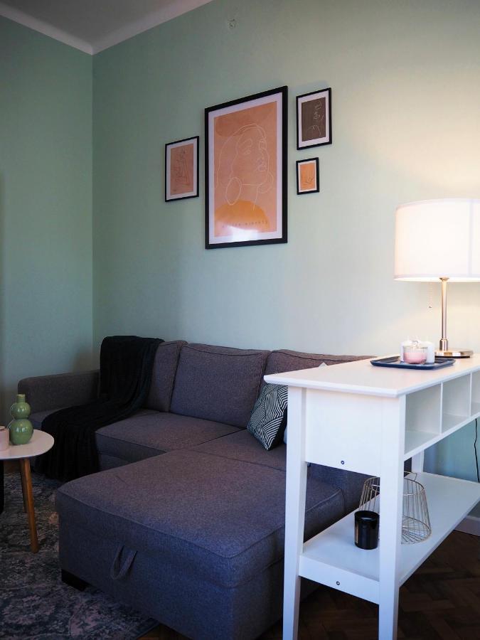 Апартаменты Wawelove Kossak Apt 1 Min To Royal Wawel Castle! Free Parking Краков Экстерьер фото