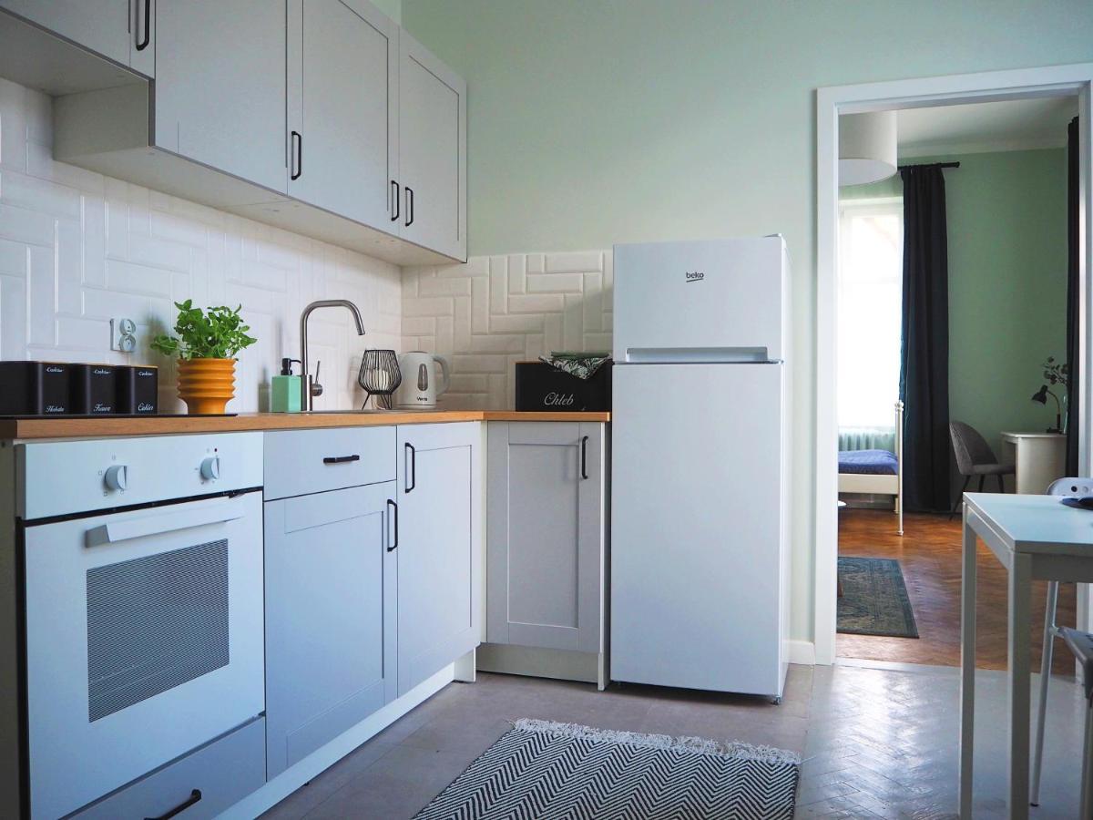Апартаменты Wawelove Kossak Apt 1 Min To Royal Wawel Castle! Free Parking Краков Экстерьер фото